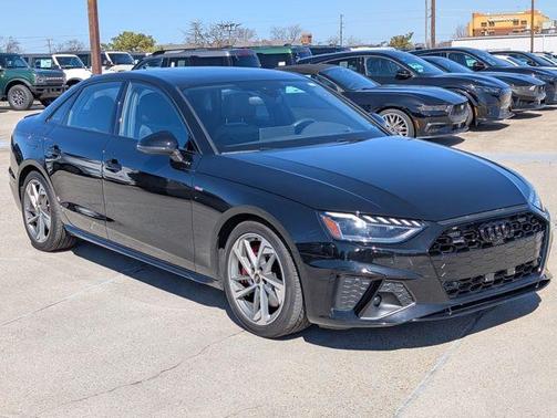 2023 Audi A4 45 S line Prestige