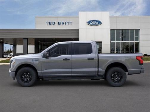 2025 Ford F-150 Lightning XLT