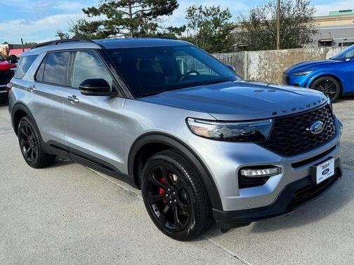 2023 Ford Explorer ST