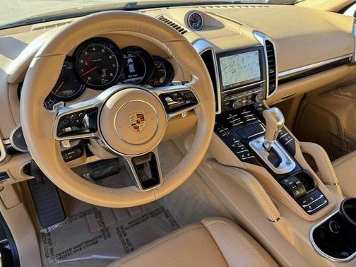 2016 Porsche Cayenne Base