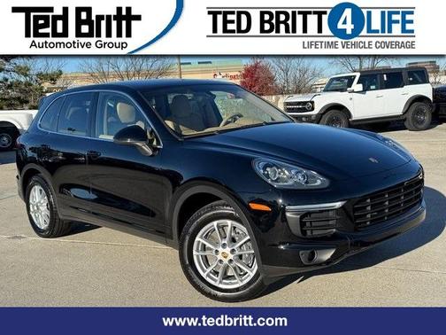 2016 Porsche Cayenne Base