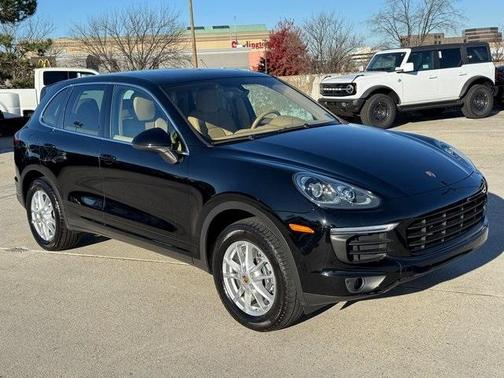 2016 Porsche Cayenne Base