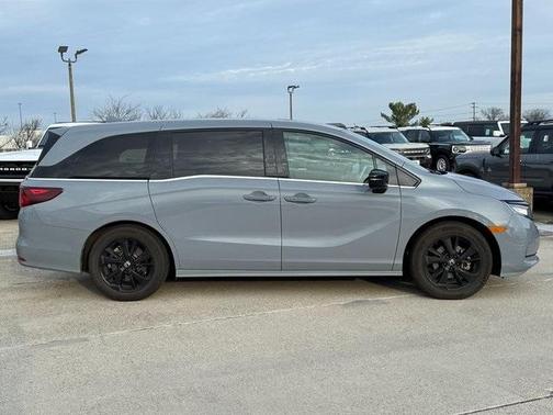 2024 Honda Odyssey Sport