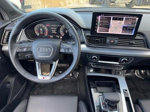 2025 Audi Q5 45 S line quattro Premium