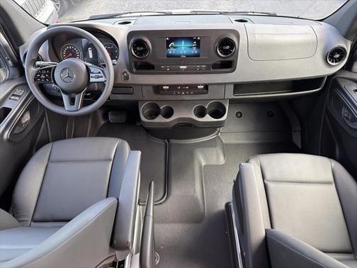 2023 Mercedes-Benz Sprinter 2500 Standard Roof