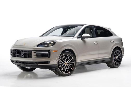 Gray 2024 Porsche Cayenne Cayenne