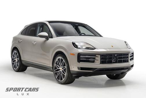 Gray 2024 Porsche Cayenne Cayenne
