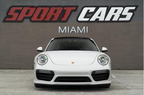 2018 Porsche 911 Turbo