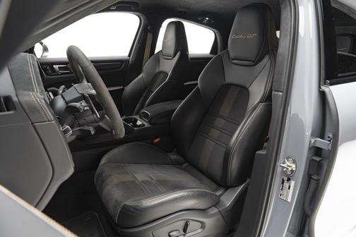 2023 Porsche Cayenne Turbo GT