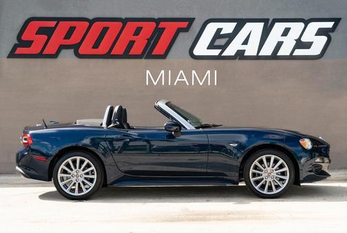 2018 FIAT 124 Spider Base