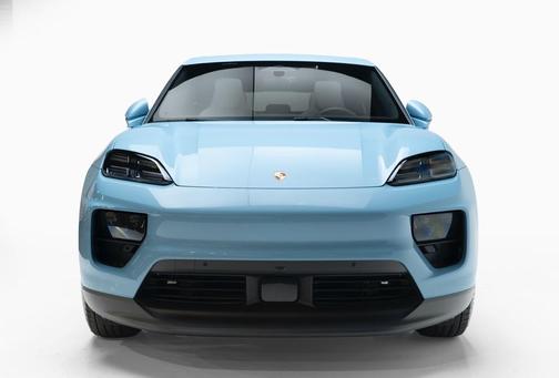 2025 Porsche Macan 4S
