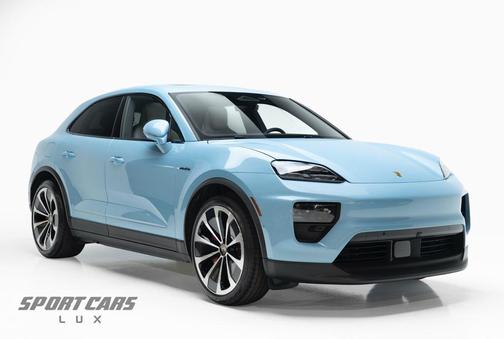 2025 Porsche Macan 4S
