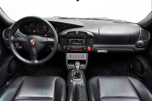 2003 Porsche 911 Carrera
