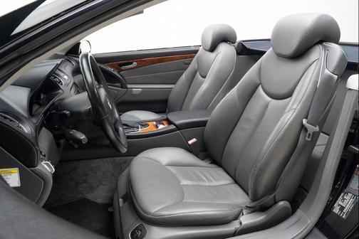 Black 2005 Mercedes-Benz SL-Class SL 500
