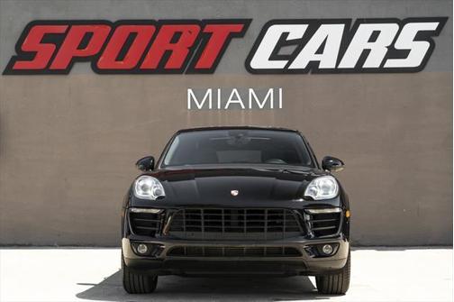 2018 Porsche Macan Base