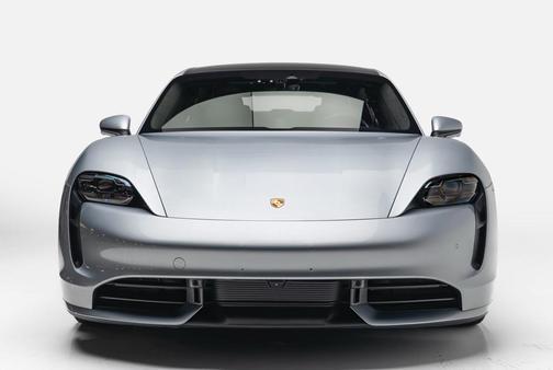 2020 Porsche Taycan Turbo