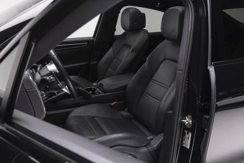 2021 Porsche Cayenne GTS