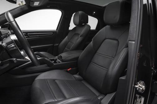 2021 Porsche Cayenne GTS