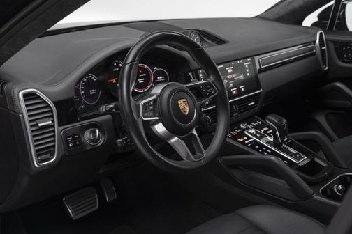 2021 Porsche Cayenne GTS