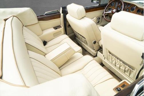 1987 Rolls-Royce Corniche 