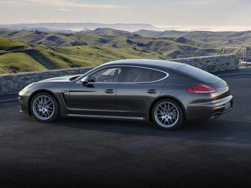2014 Porsche Panamera 4