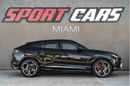 2019 Lamborghini Urus Base