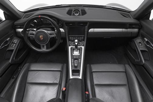 2015 Porsche 911 Carrera S