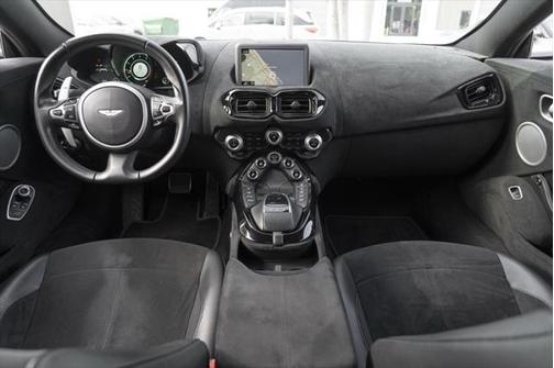 2019 Aston Martin Vantage Base