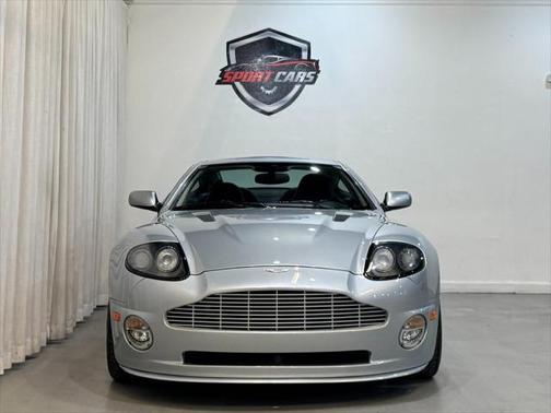 2005 Aston Martin V12 Vanquish Base
