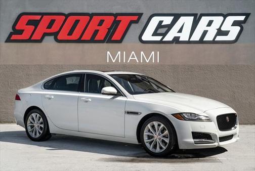 2018 Jaguar XF 25t Premium