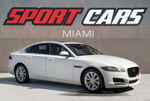 2018 Jaguar XF 25t Premium
