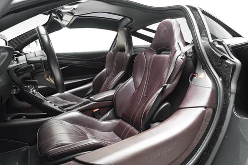 2018 McLaren 720S Base