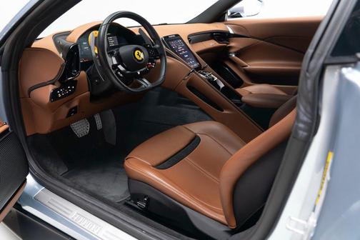 2021 Ferrari Roma Base