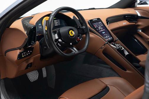 2021 Ferrari Roma Base
