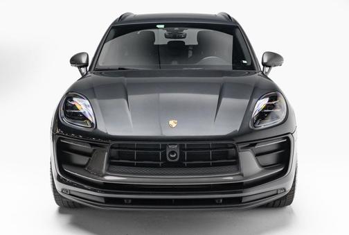 2023 Porsche Macan T