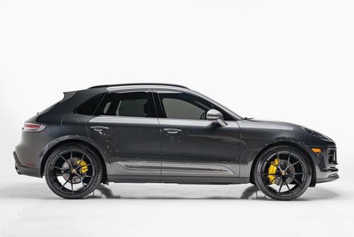 2023 Porsche Macan T