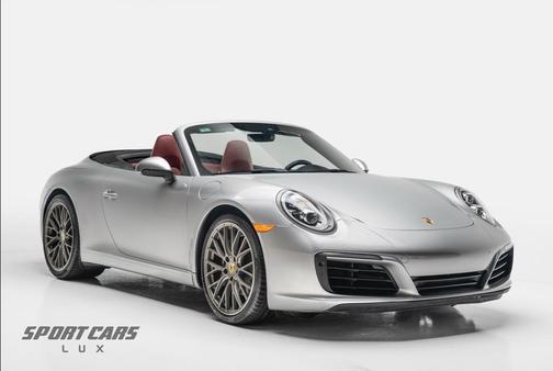2019 Porsche 911 Carrera