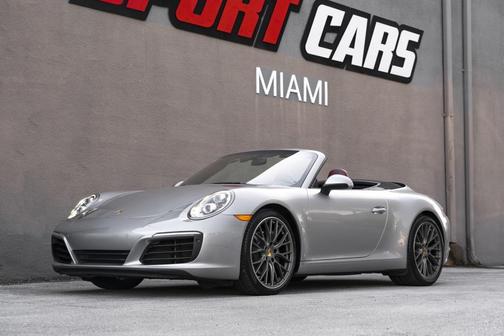 2019 Porsche 911 Carrera