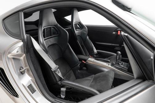 2012 Porsche Cayman R