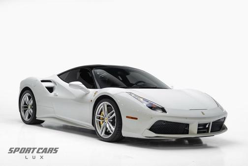 2016 Ferrari 488 GTB Base
