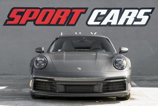 2020 Porsche 911 Carrera