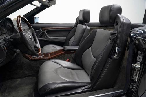 Black 1998 Mercedes-Benz SL-Class SL 600