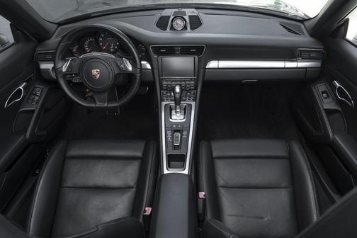 2013 Porsche 911 Carrera
