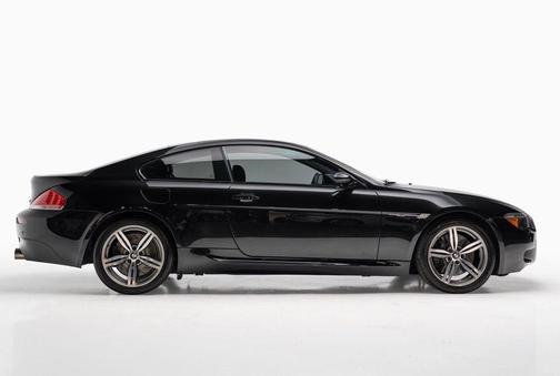 Black Sapphire Metallic 2007 BMW M6 Base