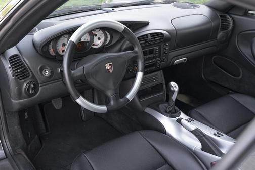 2003 Porsche 911 Carrera