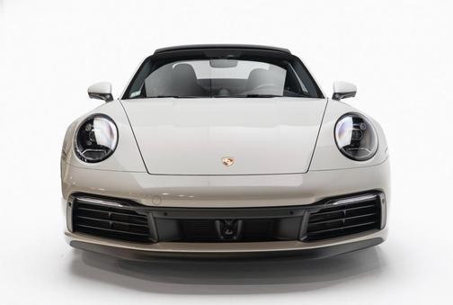 2020 Porsche 911 Carrera 4S