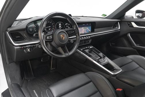 2020 Porsche 911 Carrera 4S