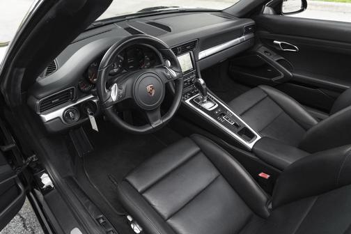 2015 Porsche 911 Carrera