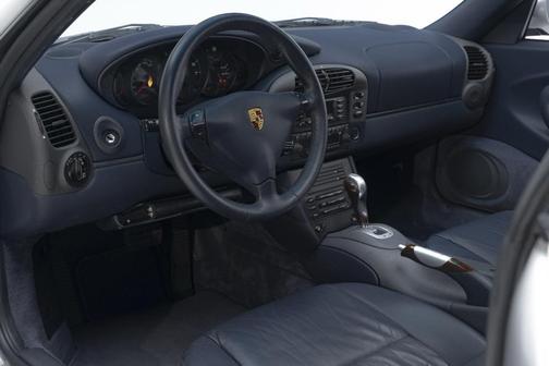 1999 Porsche 911 Carrera