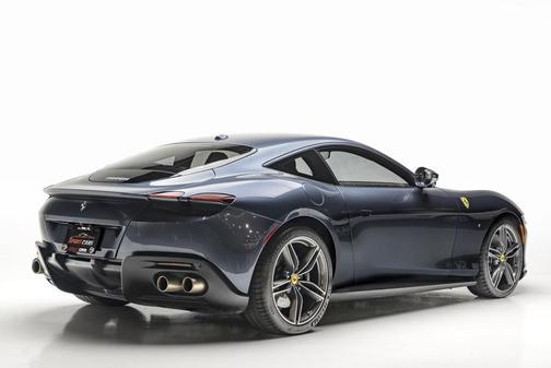 2021 Ferrari Roma Base